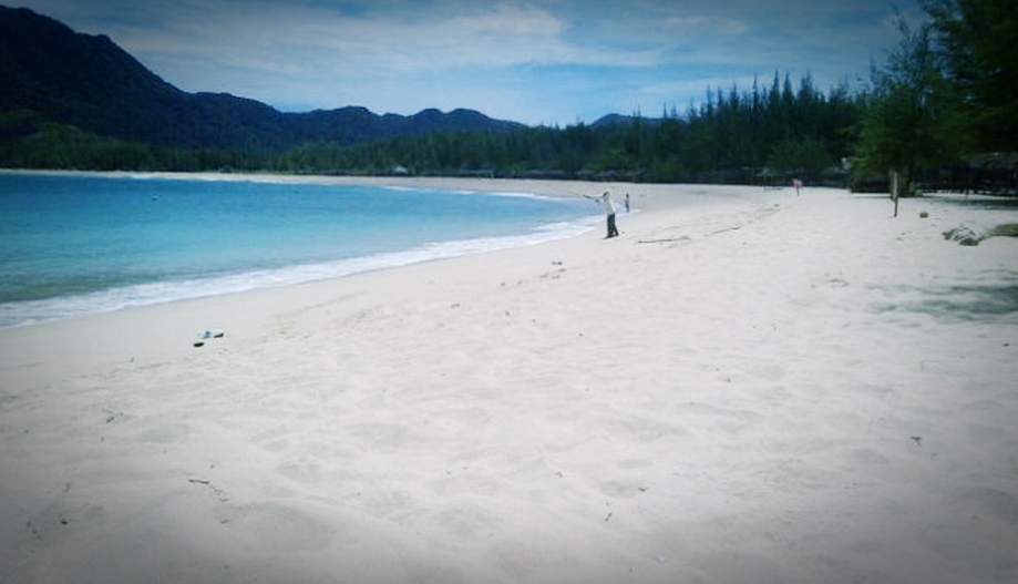 Beach Tourism #2 "The Beauty of Kuala Beukah Beach | "Keindahan Pantai
